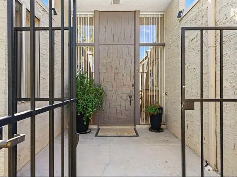 1408 Tamarisk West St — Photo 26