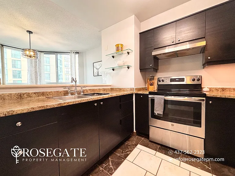 140 Dunlop St E #511 — Photo 3