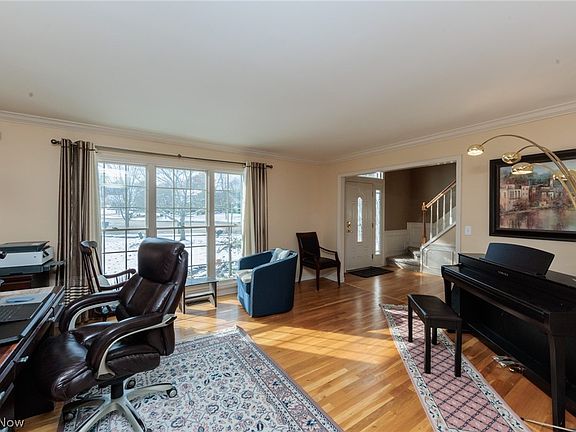5th image of 19475 Cavendish Ct