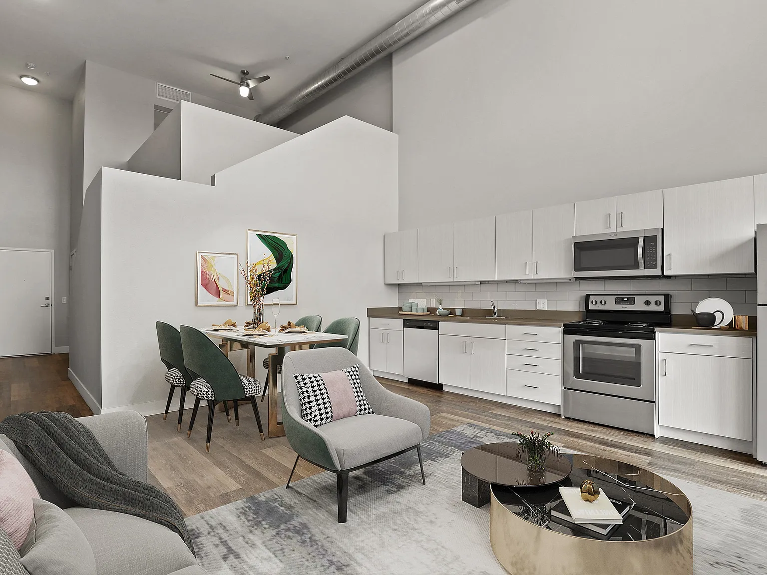 Jux Apartments — Photo 2