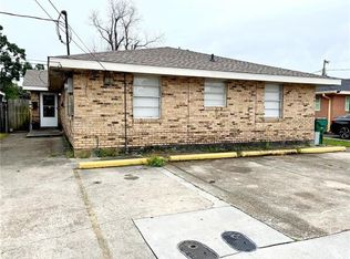 218 8th St #B, Gretna, LA 70053