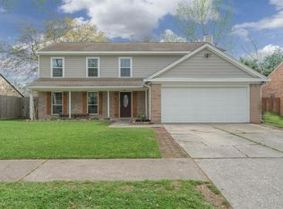2305 Marys Creek Ct, Pearland, TX 77581