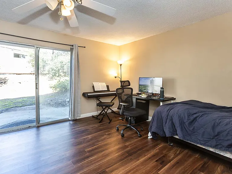 512 Dartmouth Dr — Photo 6