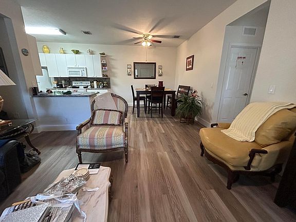 2nd image of 3565 Forest Hill Boulevard #96
