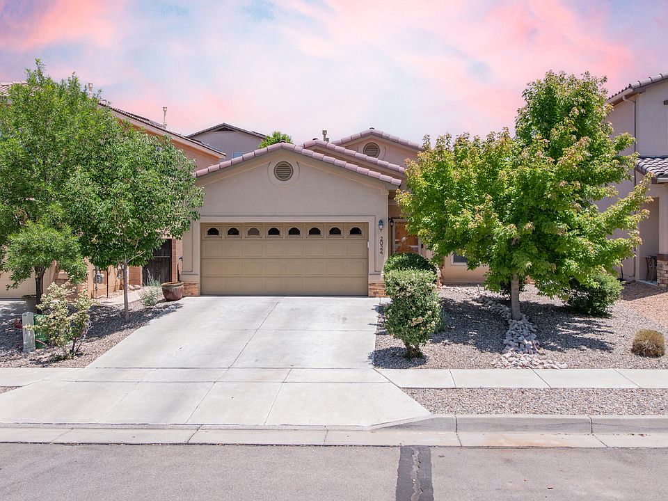 1st image of 2024 Maywood Dr SE