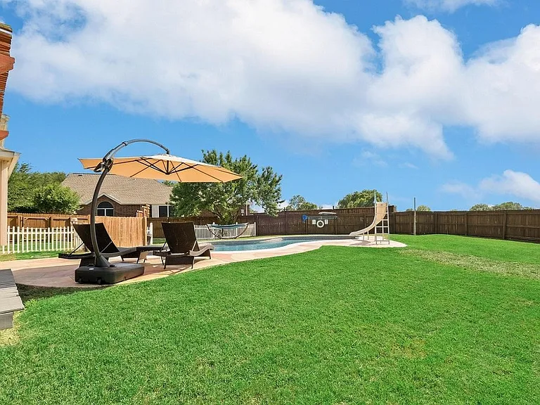 11604 Woodland Way — Photo 31