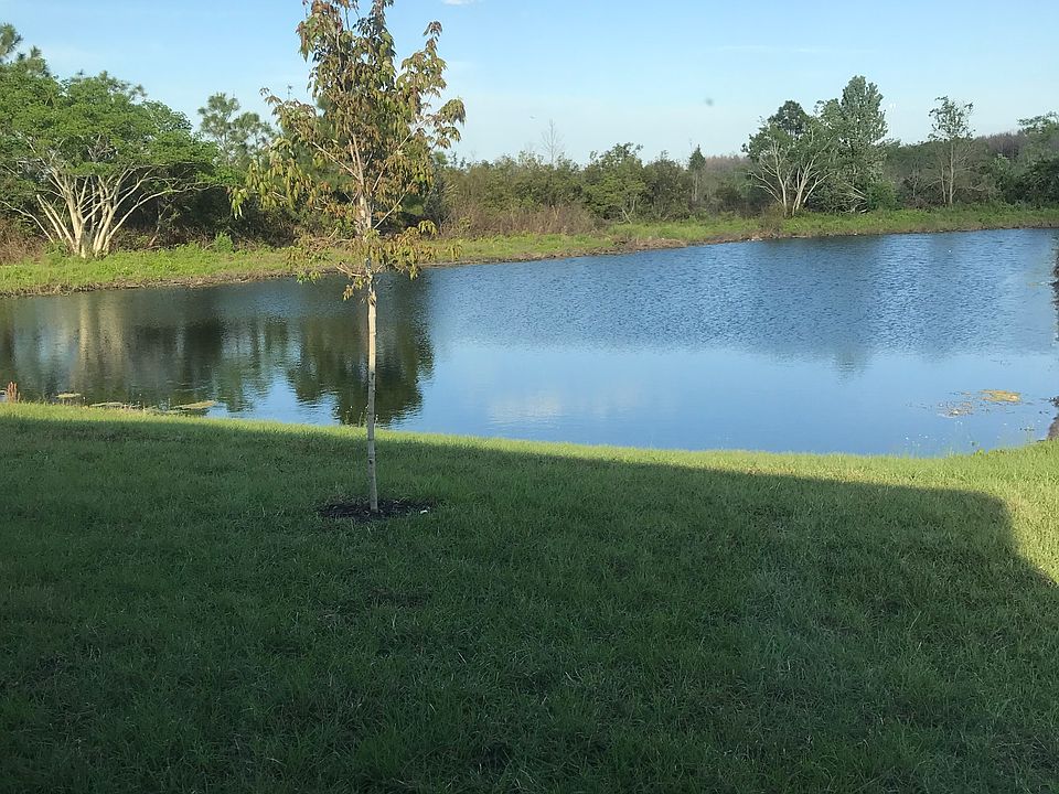 2nd image of 644 Lucerne Blvd