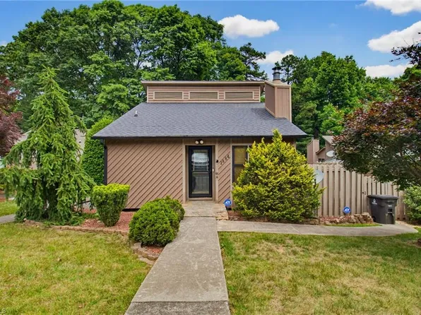 1884 Stonewood Dr SW, Winston Salem, NC 27103