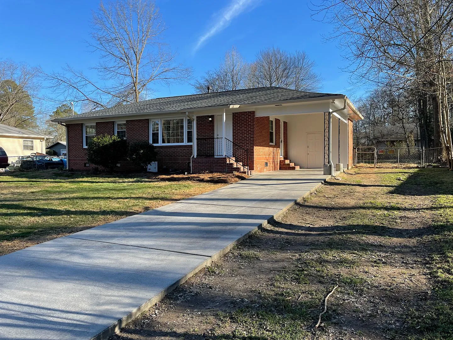 Updated Brick 3/2 House in West Rome $1,595 — Photo 2