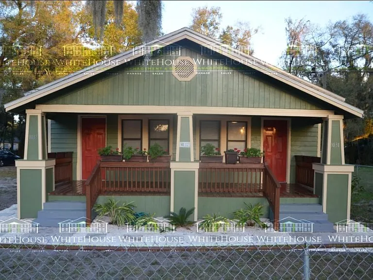 1031 Neville Ave — Photo 1