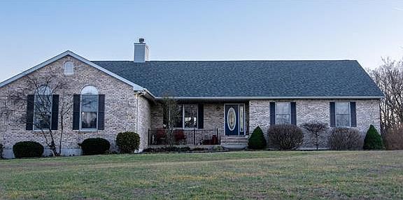 4th image of 597 Cedar Hill Est