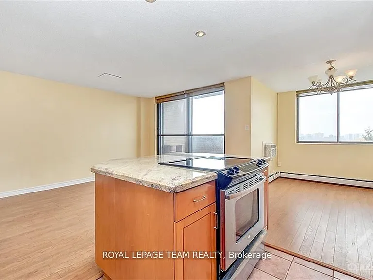 515 Saint Laurent Blvd #644 — Photo 11