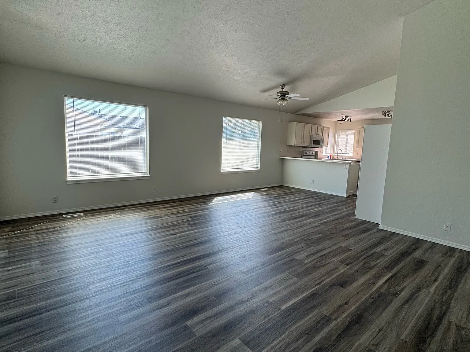 935 Garrett Street - 1 — Photo 4