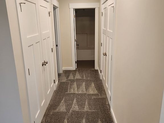4th image of 707 S Black Ave #D