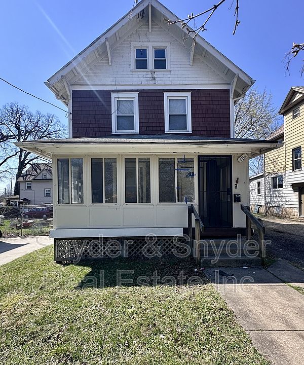 1st image of 484 Homer Ave