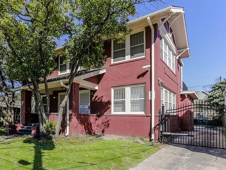 612 W Alabama St — Photo 28