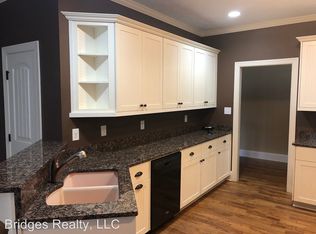 302 Bellhaven Dr, Evans, GA 30809