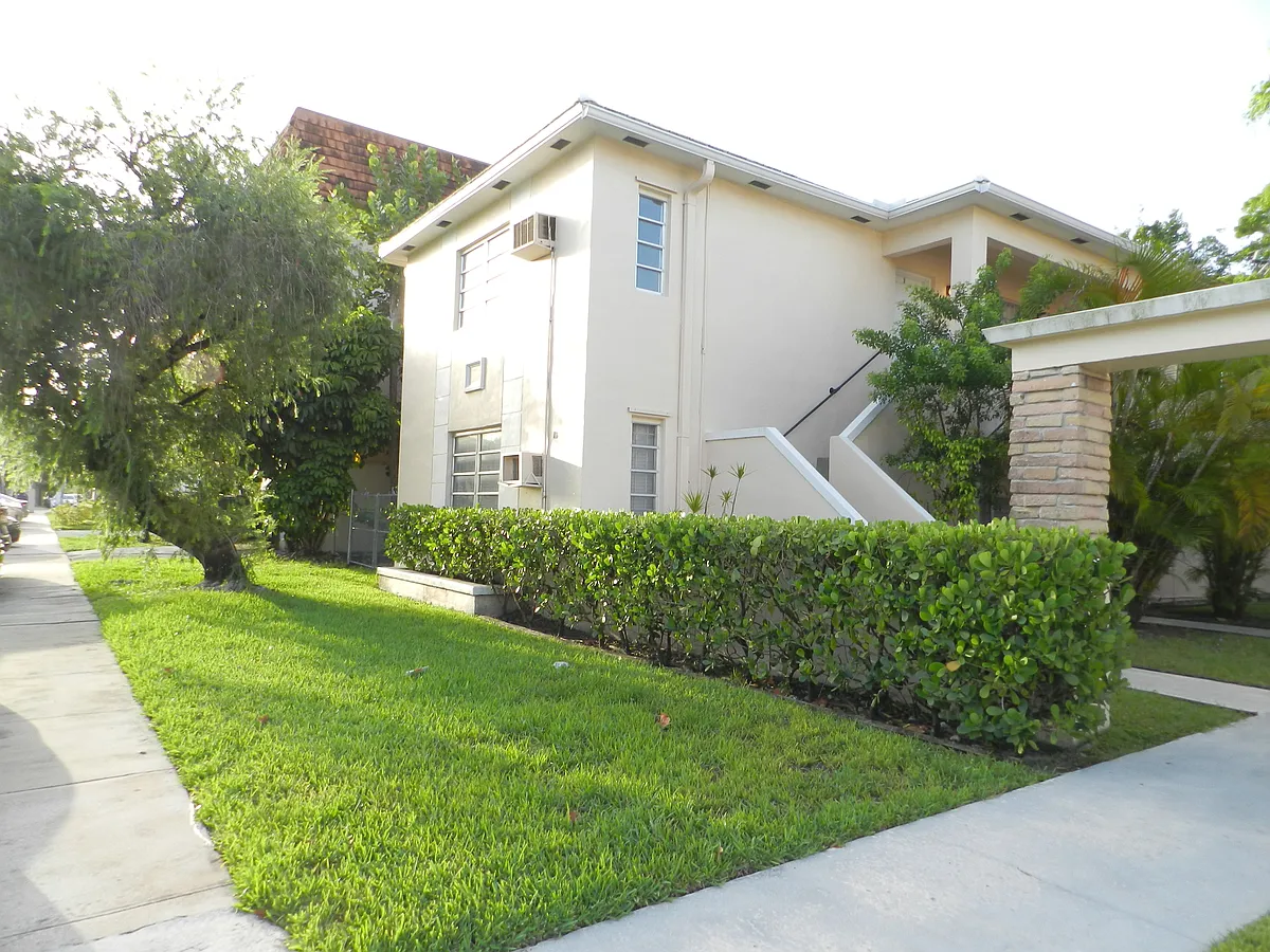 Building Photo - 16 Zamora Ave #3