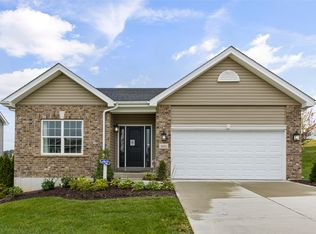 2032 Windswept Farms Dr, Eureka, MO 63025