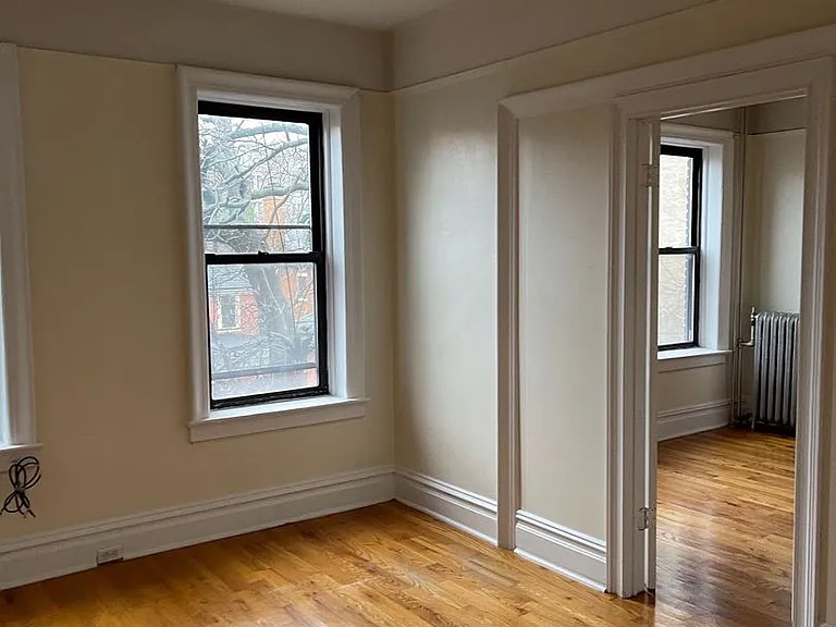 343 Fairmount Ave — Photo 12