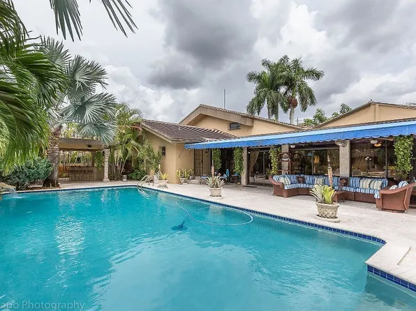 2890 SW 127th Ave, Miami, FL 33175