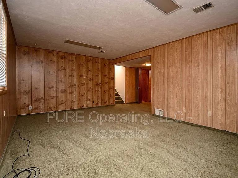 3333 S 82nd St — Photo 17
