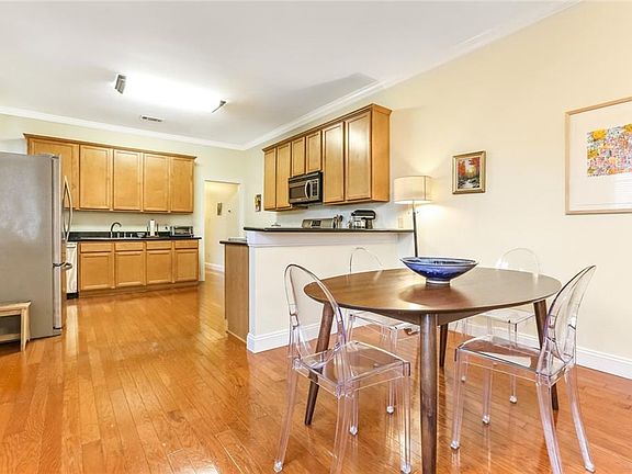 4th image of 742-44 4th St