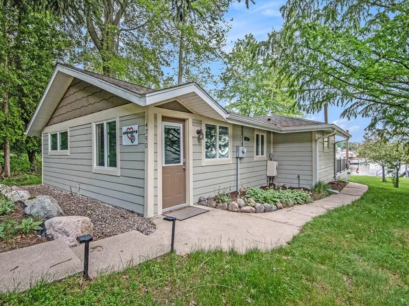 4250 Trails End Rd, Middleville, MI 49333