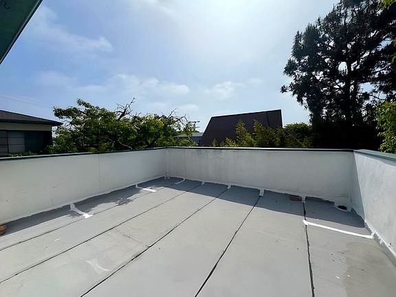3rd image of 720 Machado Dr #720