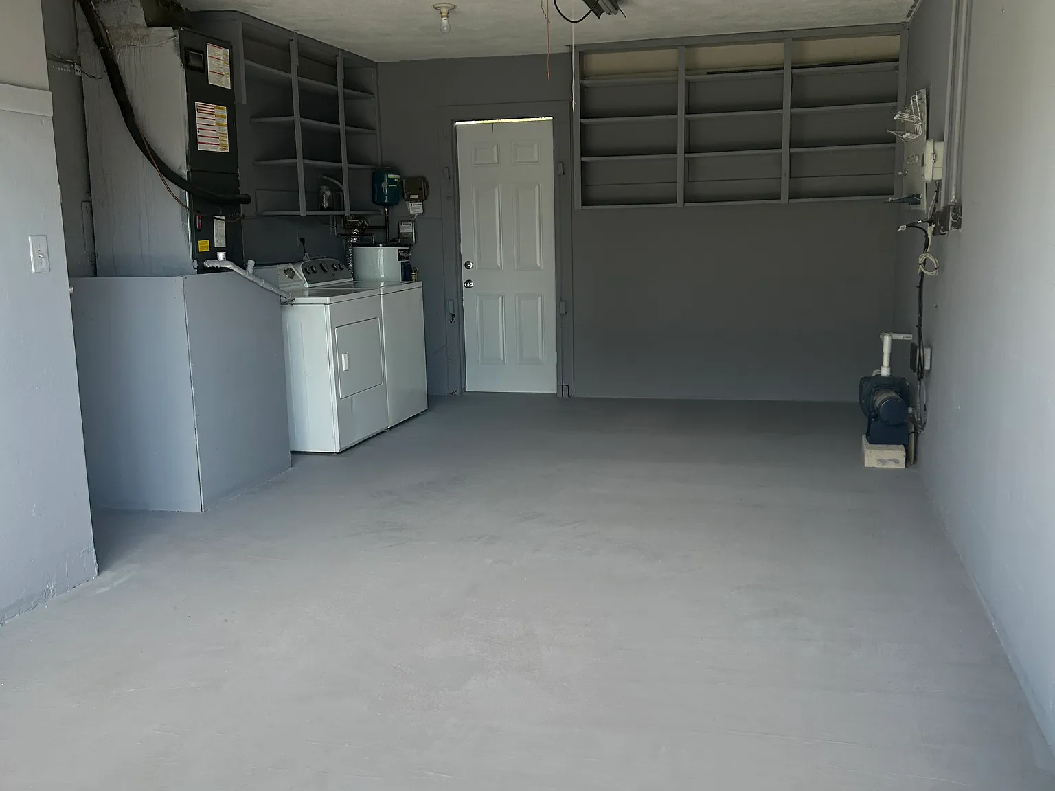 2 bed, 1.5 bath, 1002 sqft, $2,500 — Photo 2