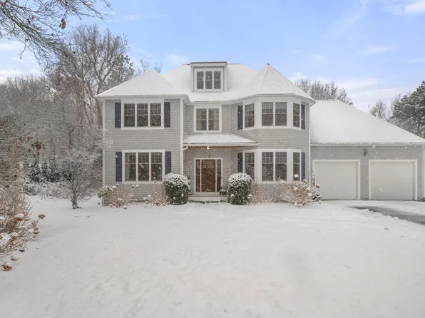 8 Jillian Drive, Bourne, MA 02532