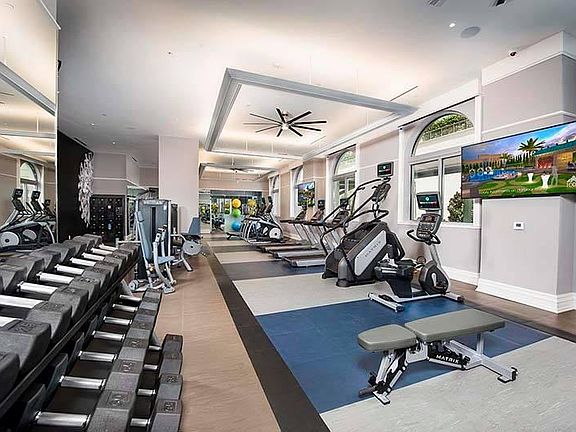 5th image of 300 Harbour Place Dr