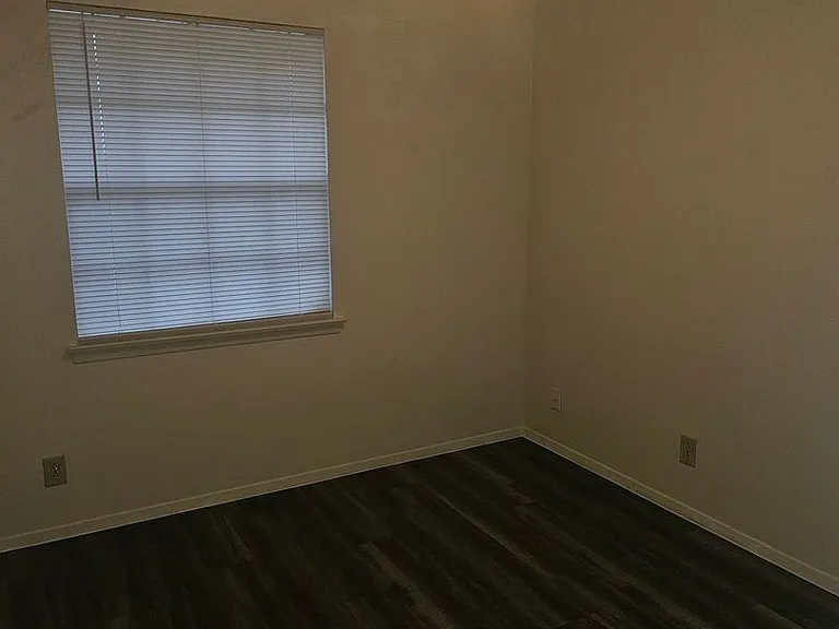 4335 Sunnyvale Ln — Photo 9