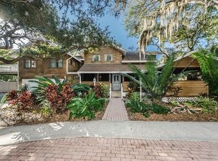 366 Washington Ave, Safety Harbor, FL 34695