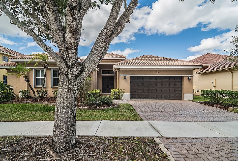 1st image of 1618 Blue Jay Cir