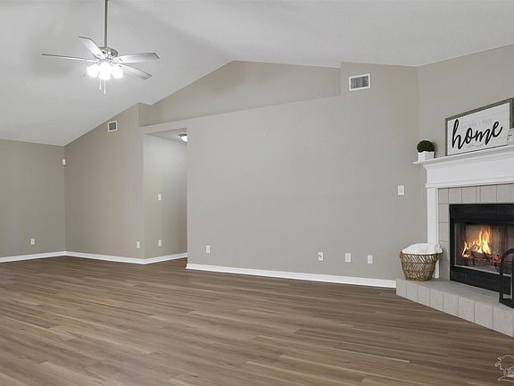 4th image of 6922 Kapok Dr