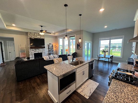 5th image of 4905 Longbow Dr