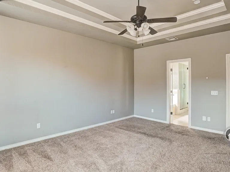 4601 NW 162nd Ct — Photo 17
