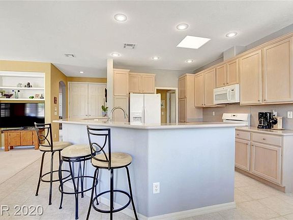4th image of 4699 Denaro Dr