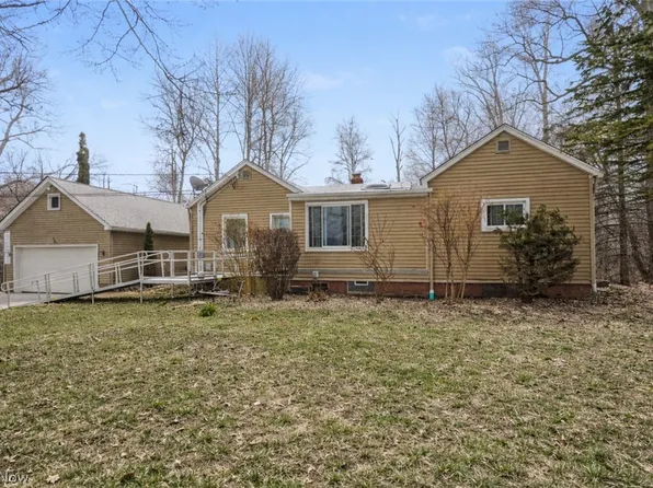 154 May Ave, Northfield, OH 44067