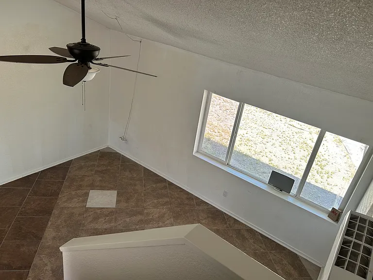 380 Riverfront Dr #A — Photo 9