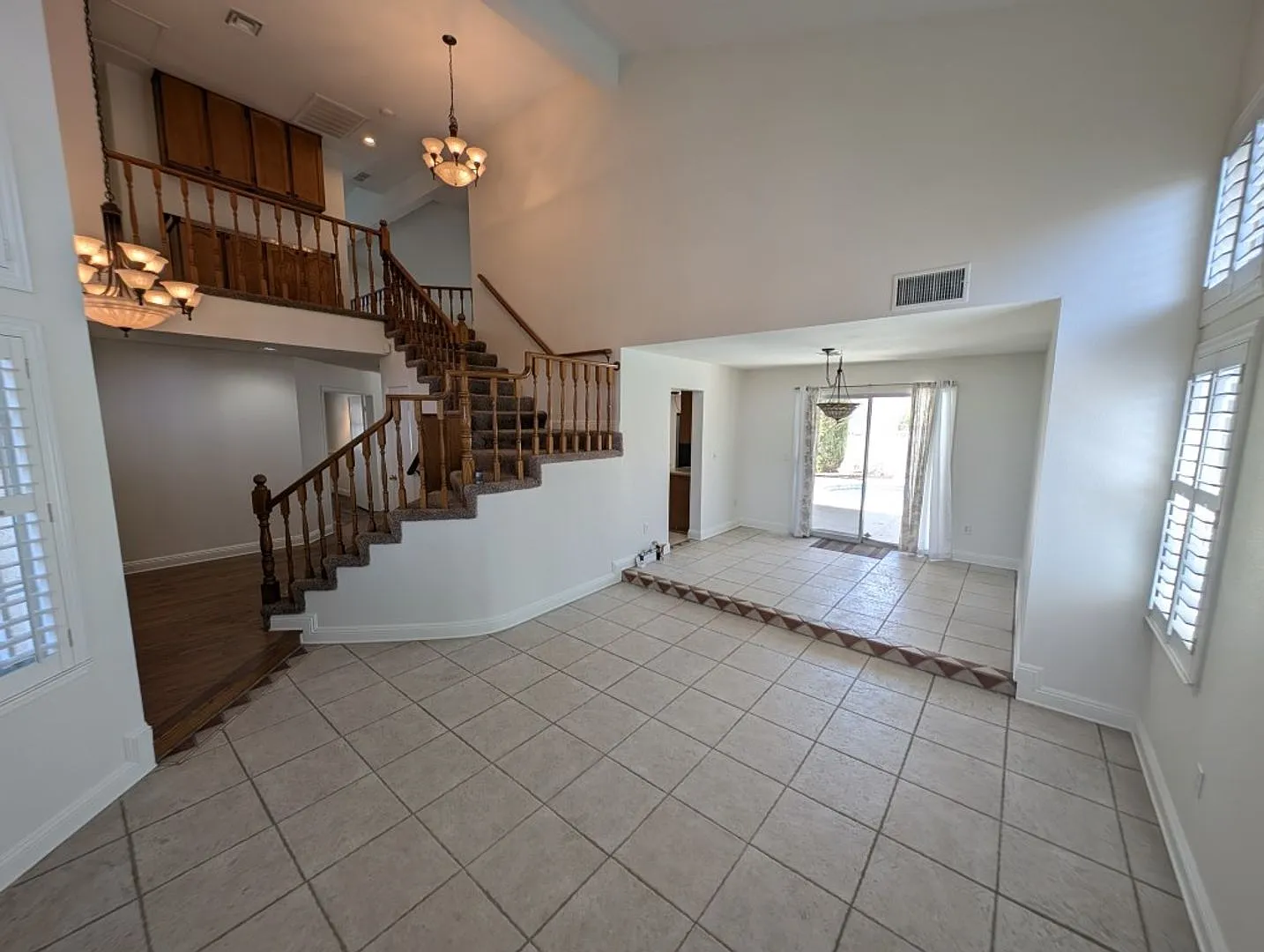 8432 Airmont Ct — Photo 3
