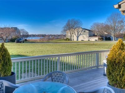 159 Seabreeze Ln, Bristol, RI, 02809