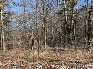 1627 Cherokee Rd E, Crossville, TN 38572