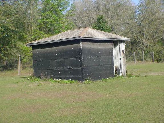 Utility shed