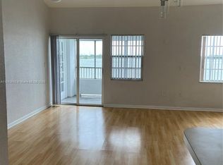 2811 N Oakland Forest Dr APT 304, Fort Lauderdale, FL 33309