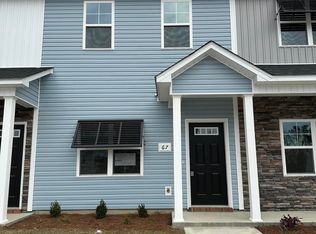 67 Outrigger Dr, Swansboro, NC 28584
