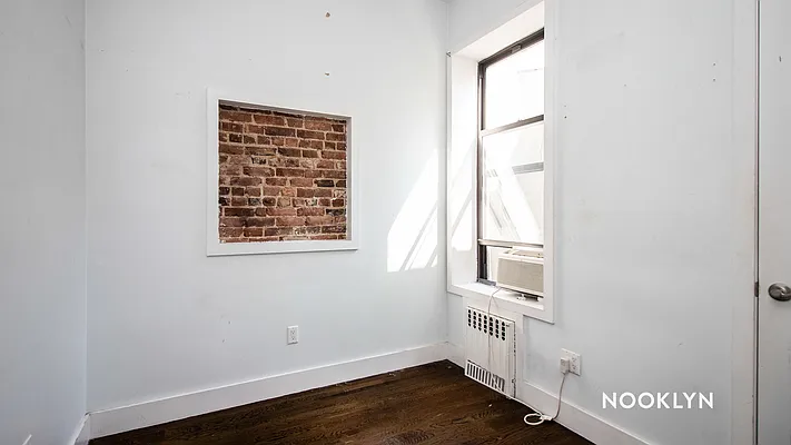 Rented by Nooklyn NYC LLC | media 36