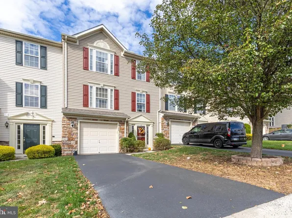 103 Brookview Ln, Pottstown, PA 19464