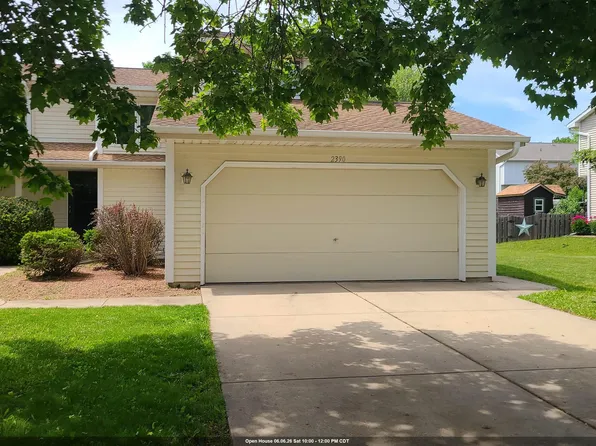 2390 Cedar Ridge Ct, Green Bay, WI 54313